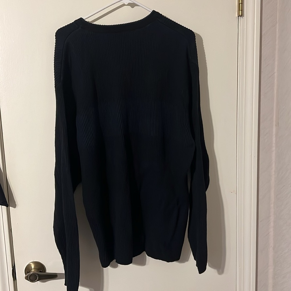 Sweater - Picture 4 of 5